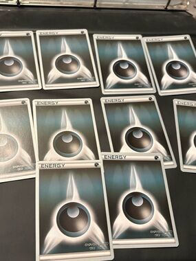 10 Grey Energy Pokemon Cards